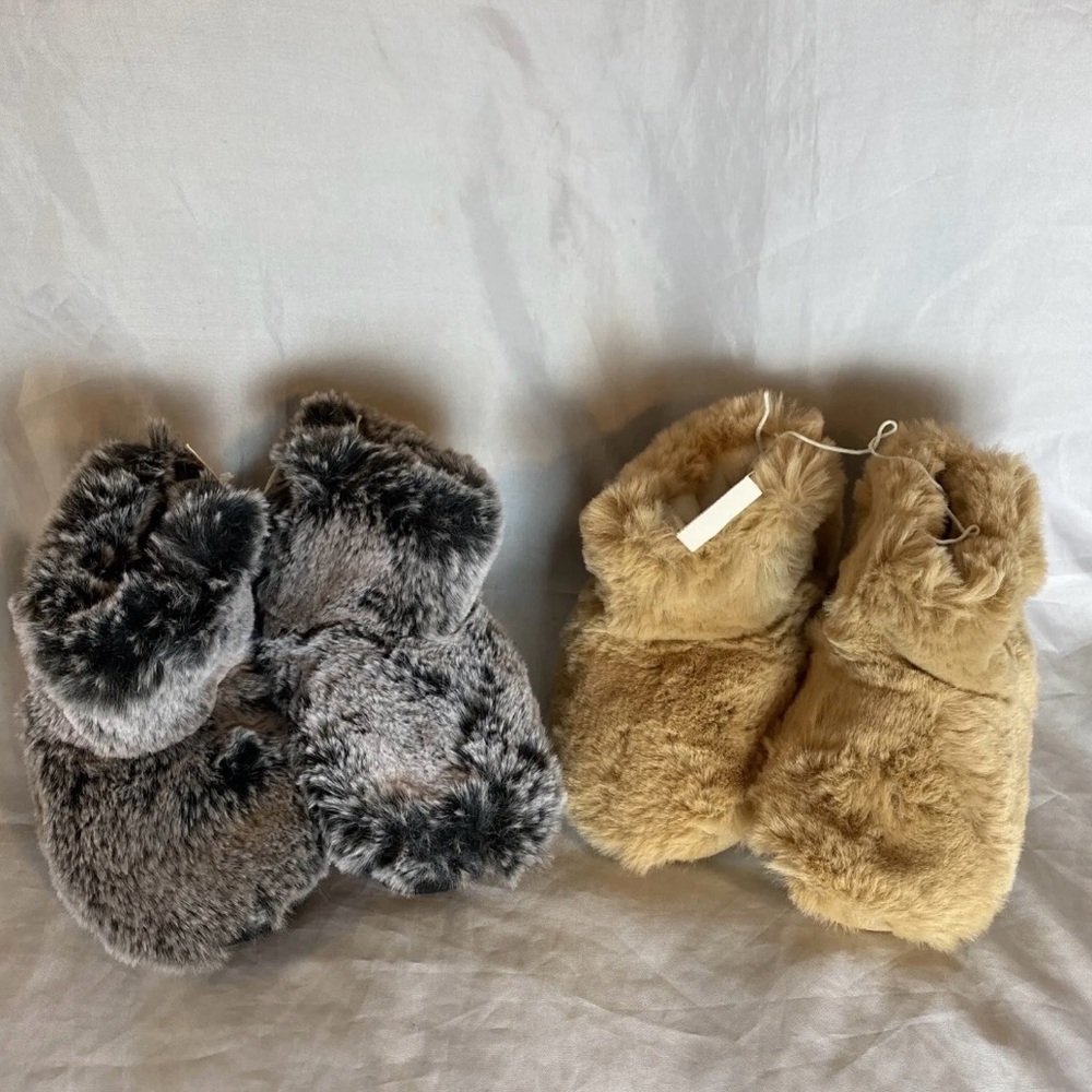 2 Girl’s Cat & Jack Gray & Tan Faux Fur Bootie Slippers Size M 7-8